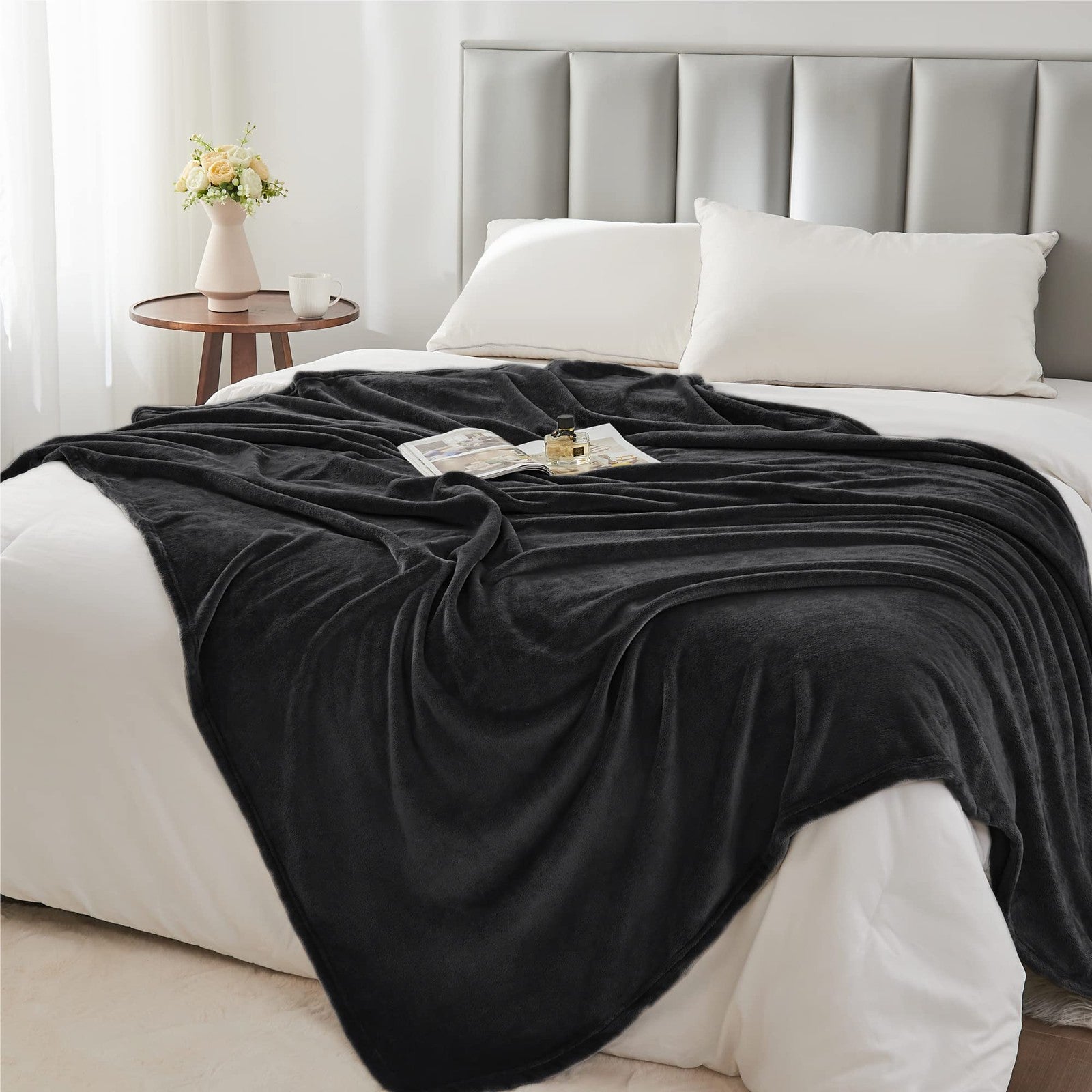 BEDELITE Fleece Blankets King Size Black Throw Blankets for Bed & Couch,Plush